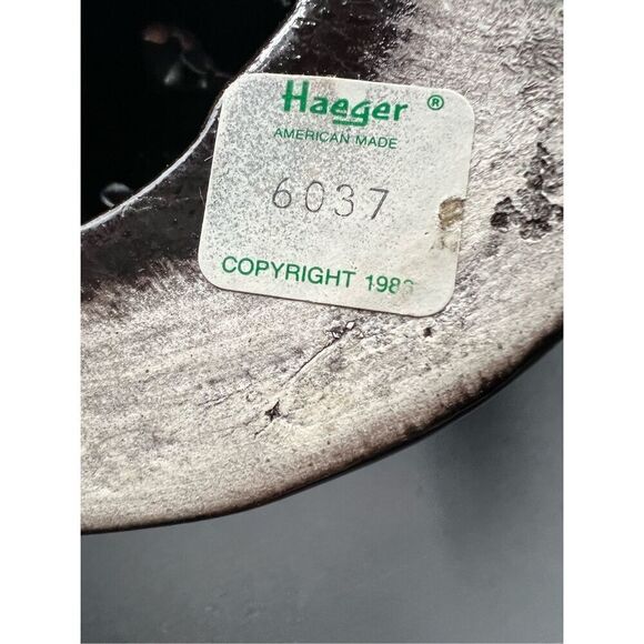 Haeger Pottery Couple Lovers Eternity Circle of Love Black Statue 1986 orig stic - Picture 5 of 7